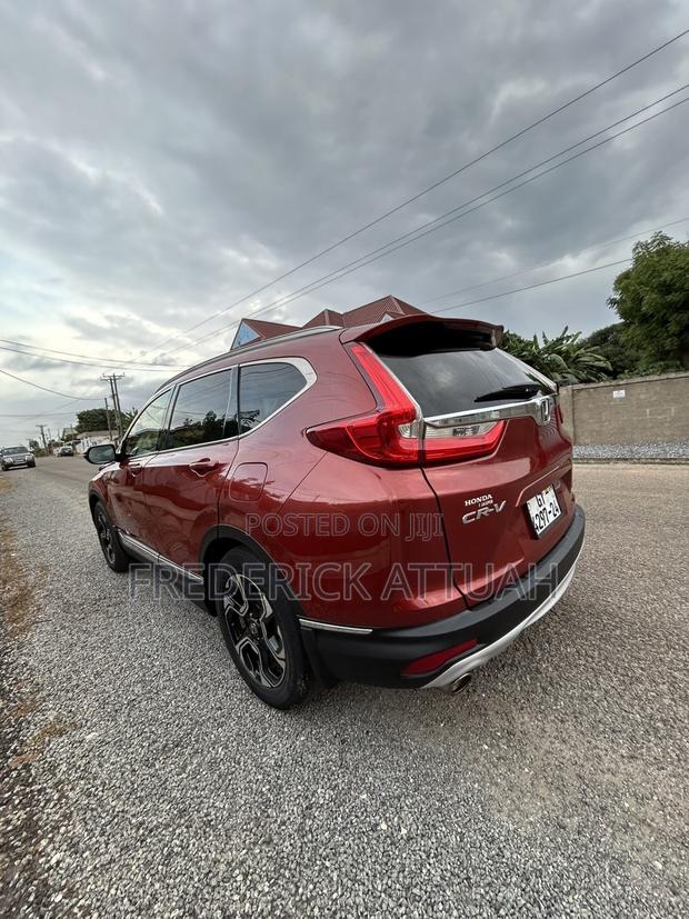 Honda CR-V Touring 4dr SUV (1.5L 4cyl CVT) 2017