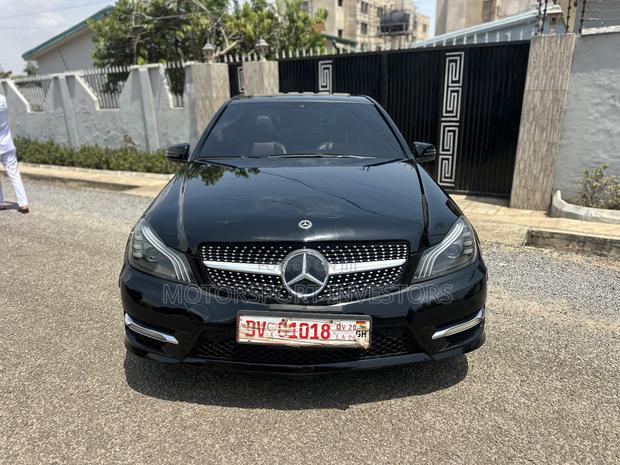 Mercedes-Benz C250 2013 Black