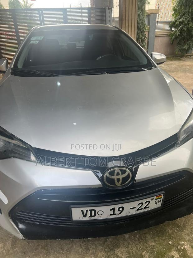 Toyota Corolla 2019 Silver
