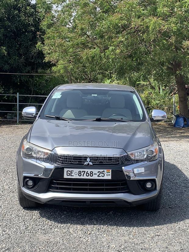 Mitsubishi Outlander 2016 Gray