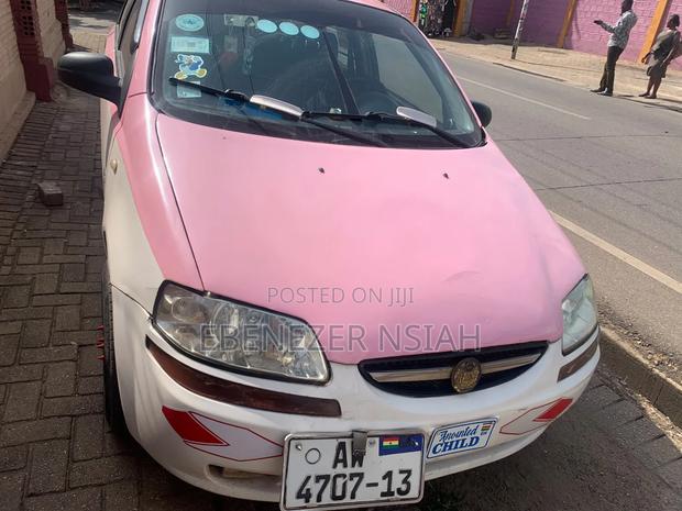 Chevrolet Aveo 1.4 Hatchback 3dr 2011 Pink