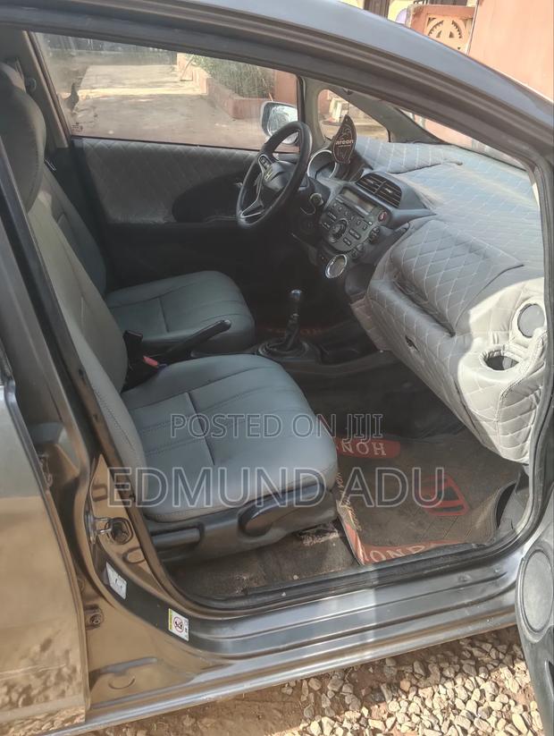 Honda Jazz 2015 Gray