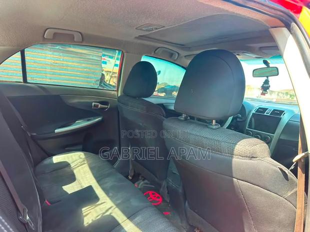 Toyota Corolla 2013 Red