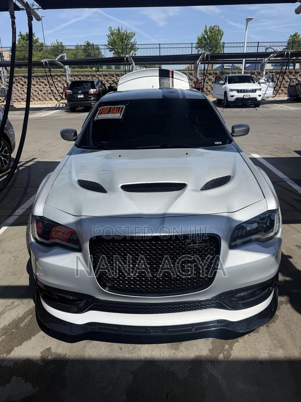 Chrysler 300 2020 Silver