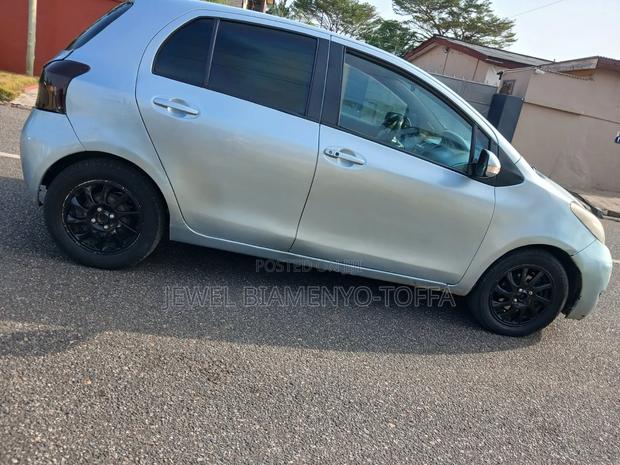Toyota Vitz 1.0 FWD 3dr 2009 Silver