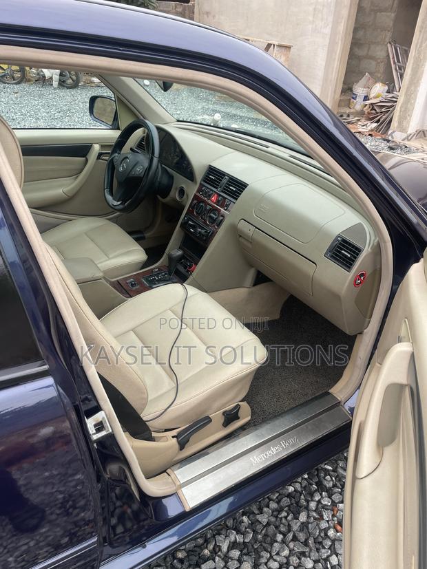 Mercedes-Benz C180 1997 Blue