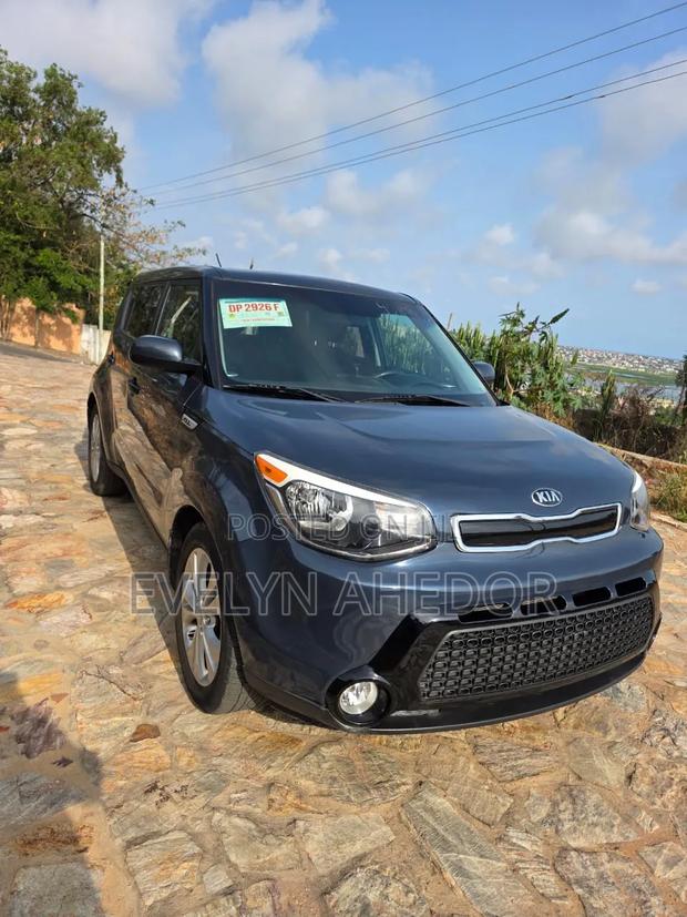 Kia Soul Hatchback 2016 Blue