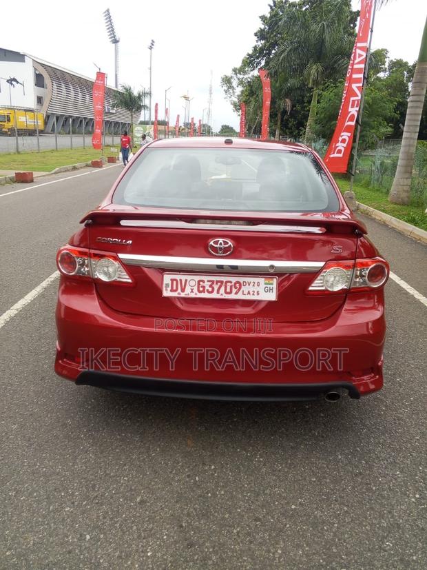 Toyota Corolla S 4dr Sedan (1.8L 4cyl CVT) 2014 Red