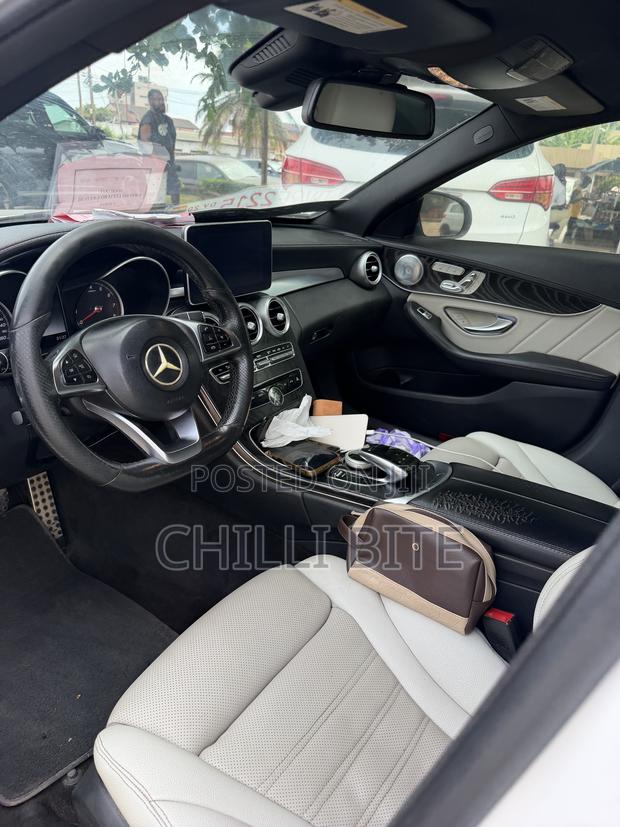 Mercedes-Benz C300 Luxury 4Matic Sedan AWD (2.0L 4cyl 7A) 2016 White