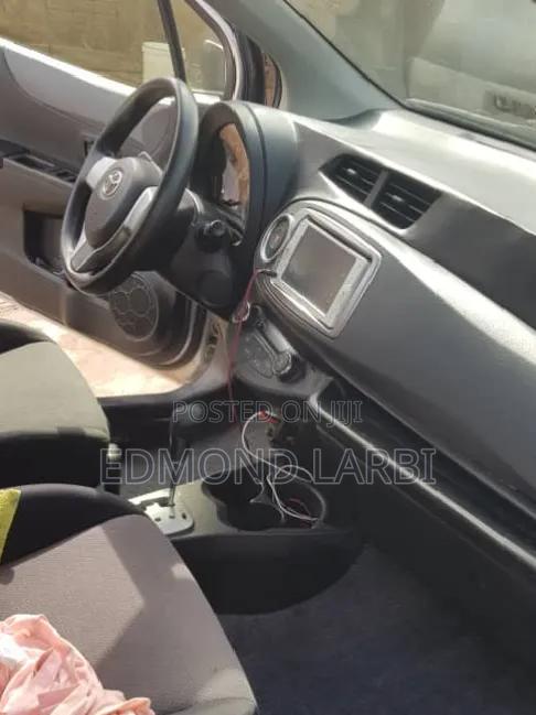 Toyota Vitz 2012 Gray