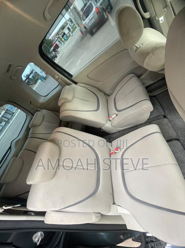 Mazda Biante 2011 Gray