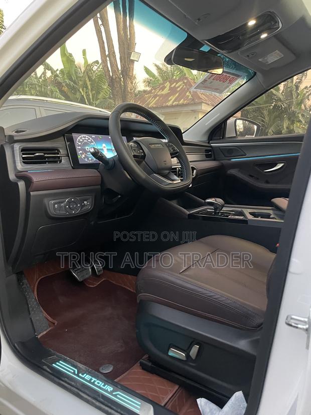 Jetour X90 Plus 1.6 FWD 2023 White