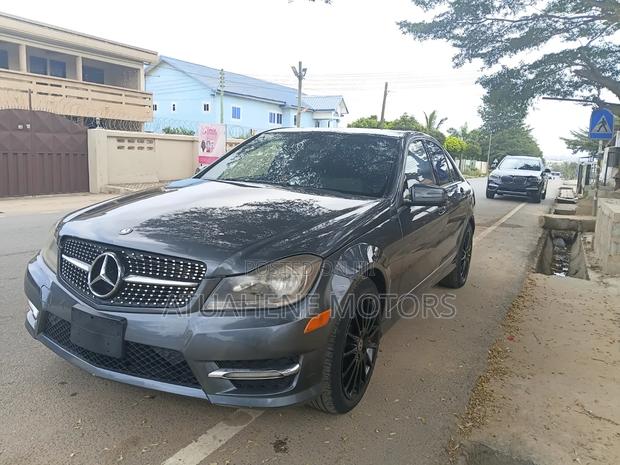 Mercedes-Benz C250 2013 Silver