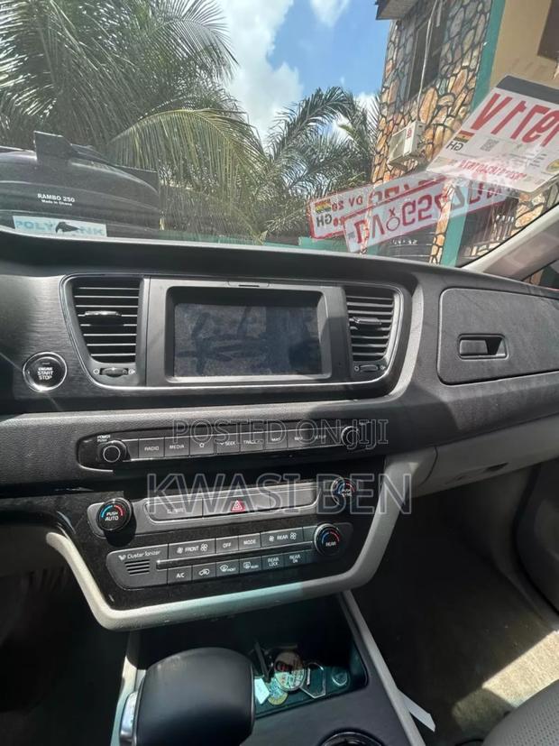Kia Carnival 2019 Black