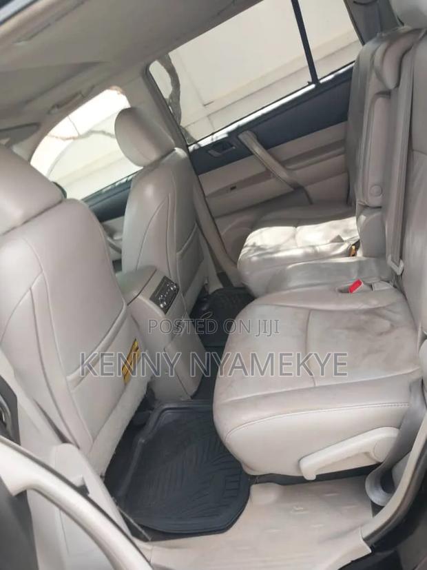 Toyota Highlander Limited 2011 Black