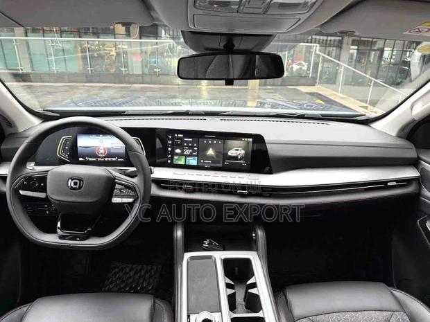 Changan Hunter Plus 2.0 Petrol 4x4 2025 Gray
