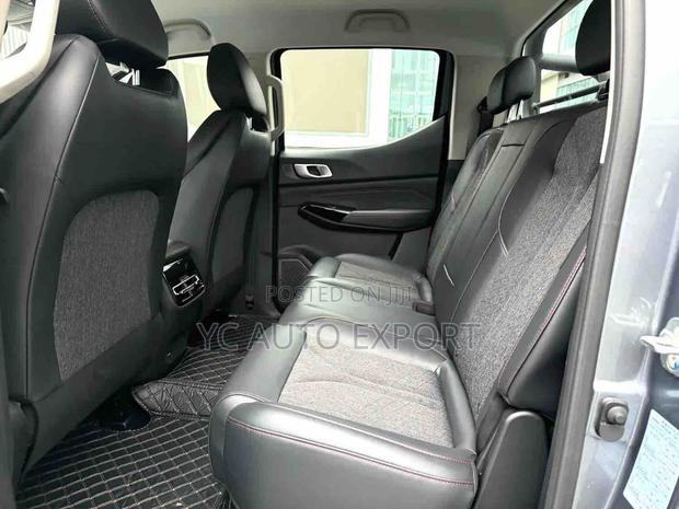 Changan Hunter Plus 2.0 Petrol 4x4 2025 Gray