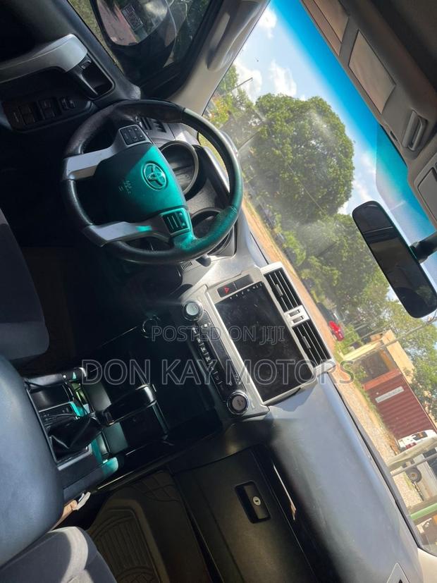 Toyota Land Cruiser Prado 2015 Black