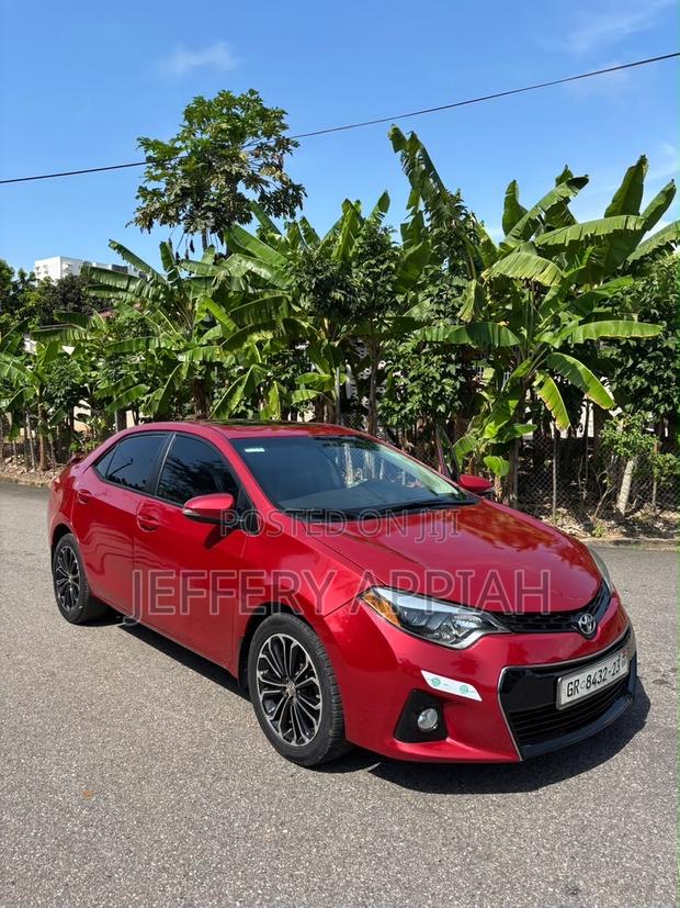 Toyota Corolla S Plus 4dr Sedan (1.8L 4cyl CVT) 2015 Red