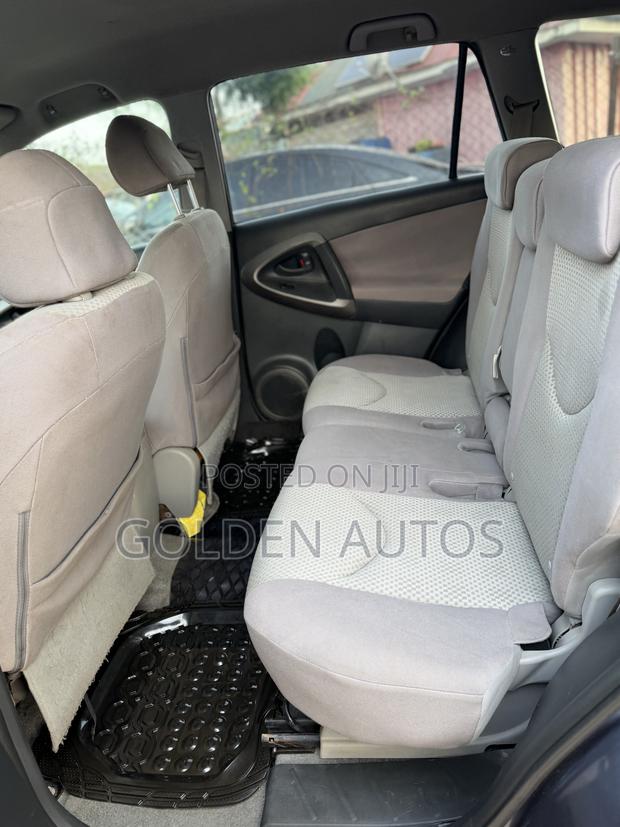 Toyota RAV4 2008 Blue