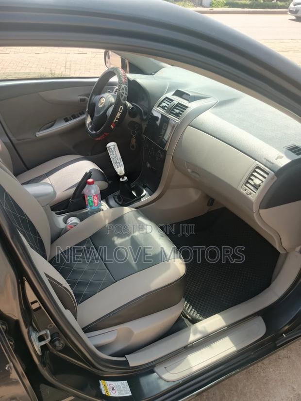 Toyota Corolla 2013 Black