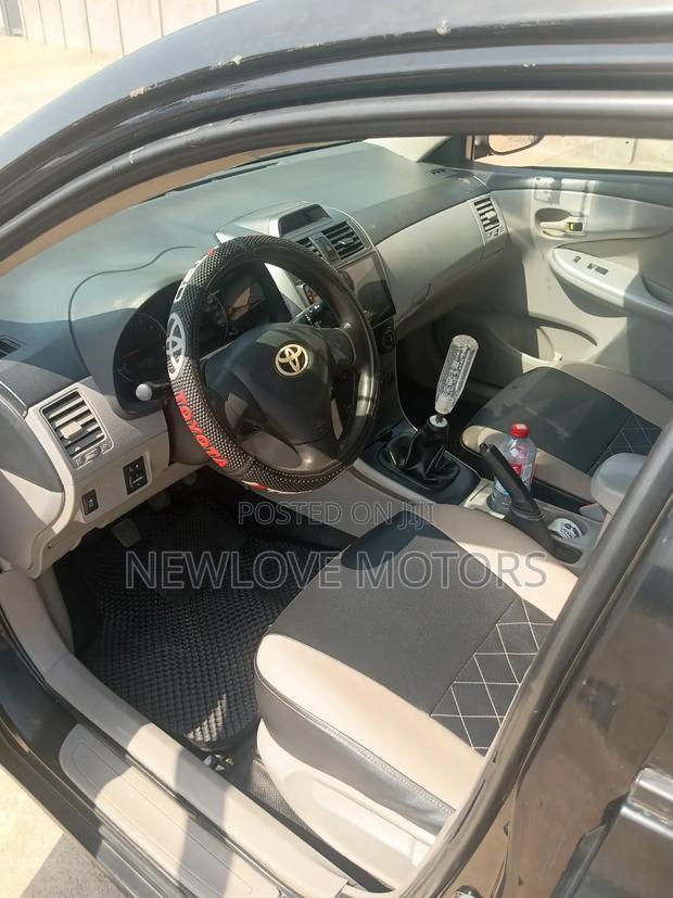 Toyota Corolla 2013 Black