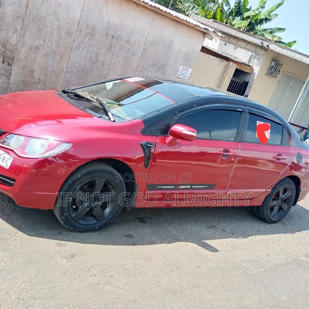Honda Civic 2006 Red