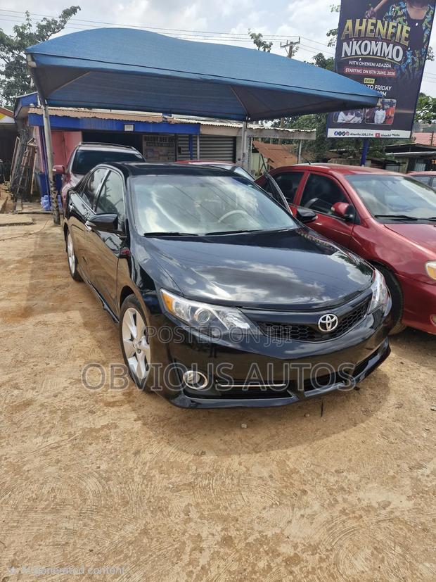 Toyota Camry XLE 4dr Sedan (2.5L 4cyl 6A) 2014 Black