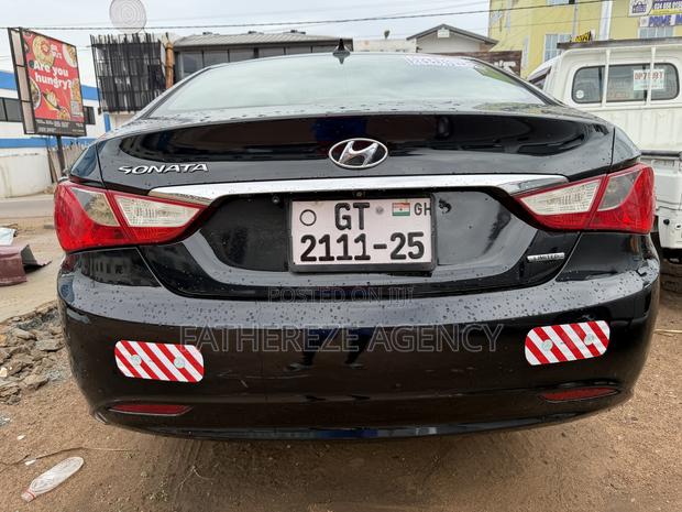 Hyundai Sonata Limited 2.0T Sedan (2.0L 4cyl 6A) 2013 Black
