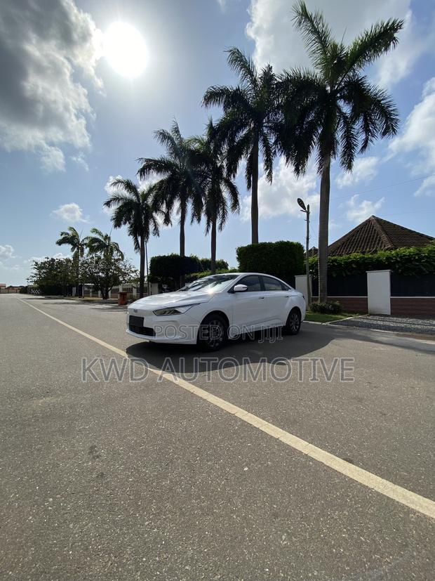 Geely Emgrand EV Pro 2023 White