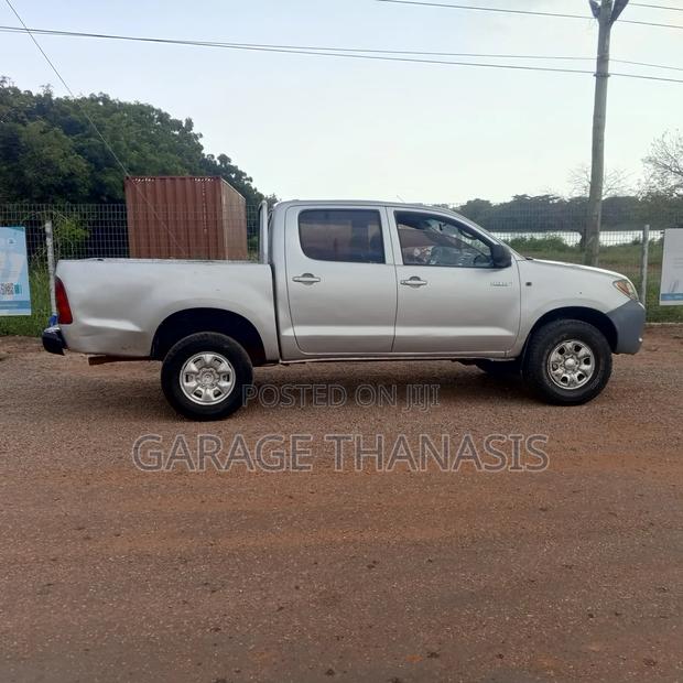 Toyota Hilux 2.5 D-4D Double Cab 2008 Silver