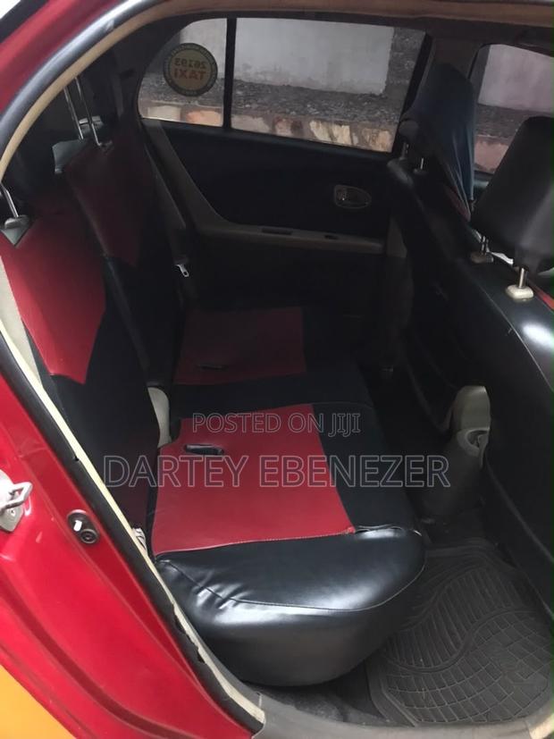 Toyota Vitz 2010 Red