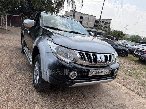 Mitsubishi L200 2017 Black