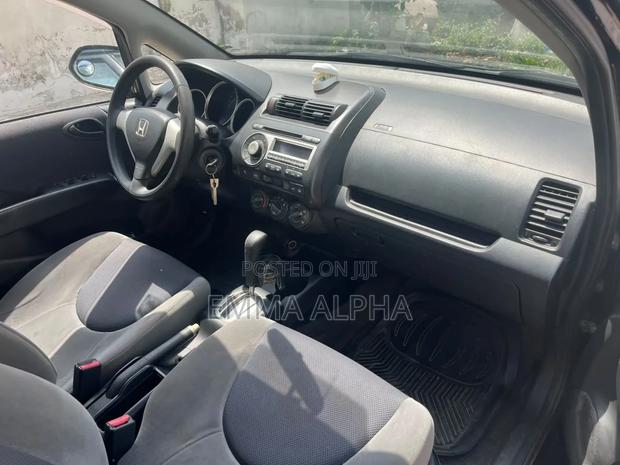 Honda Fit Base FWD 2007 Black