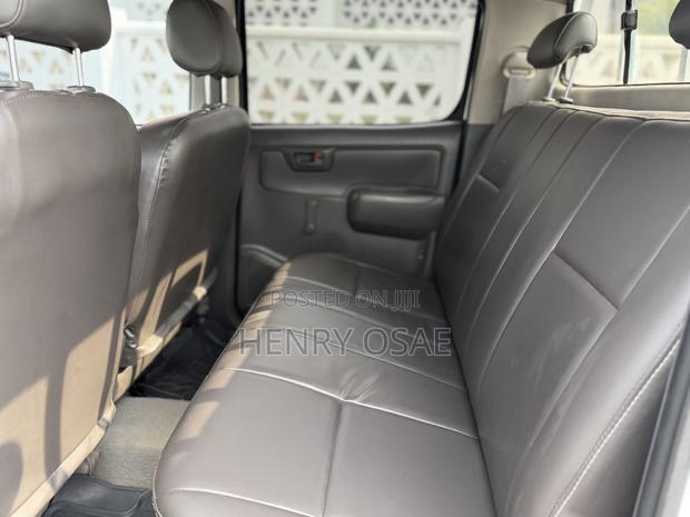 Toyota Hilux 3.0 D-4D 4x4 2013 White