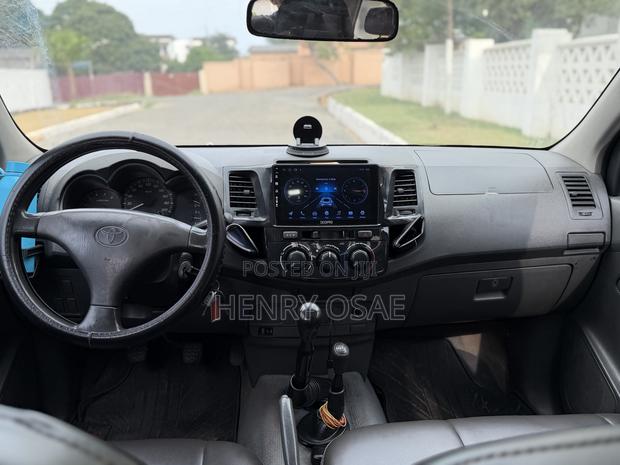 Toyota Hilux 3.0 D-4D 4x4 2013 White