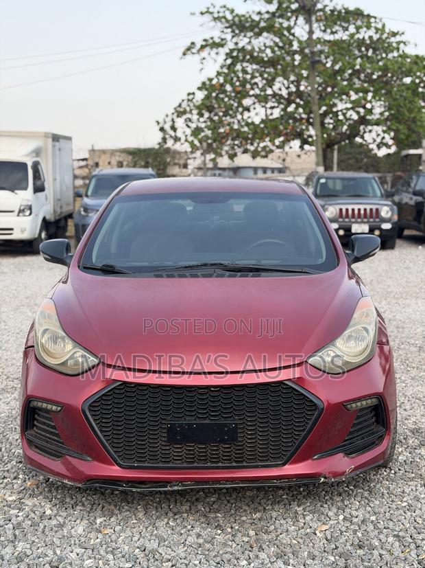 Hyundai Elantra Limited Sedan FWD (1.8L 4cyl 6A) 2016 Red