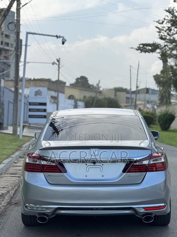 Honda Accord 2017 Silver