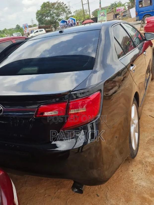 Toyota Camry SE 4dr Sedan (2.5L 4cyl 6A) 2014 Black