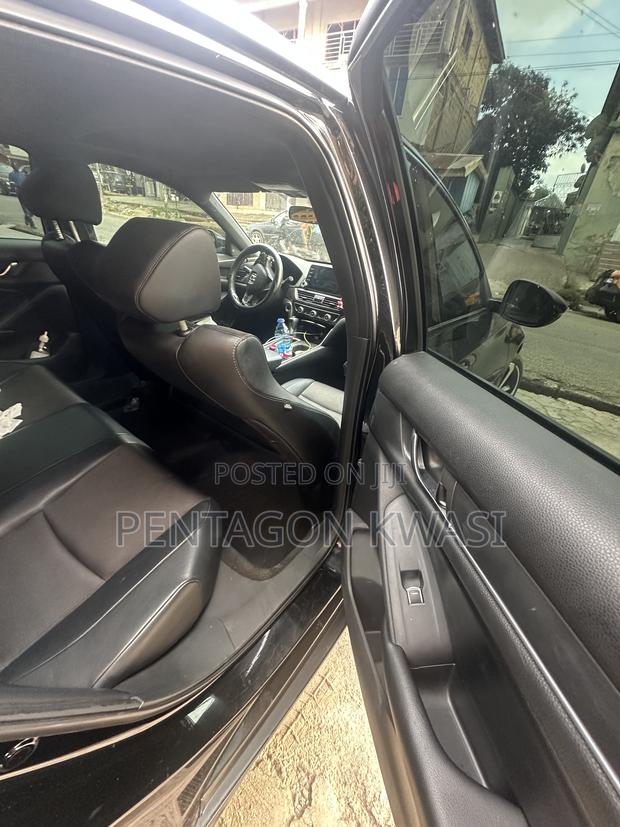 Honda Accord Sport 2.0T 2018 Black