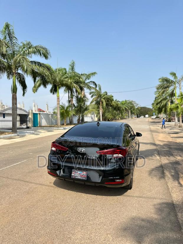 Hyundai Elantra 2020 Black