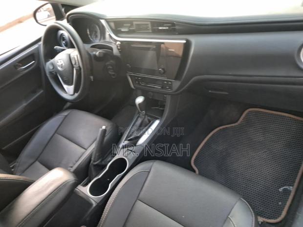 Toyota Corolla LE 4dr Sedan (1.8L 4cyl CVT) 2017 Black