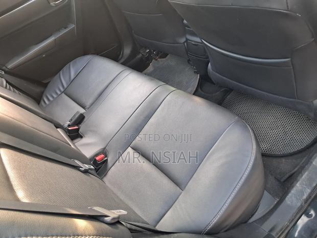 Toyota Corolla LE 4dr Sedan (1.8L 4cyl CVT) 2017 Black