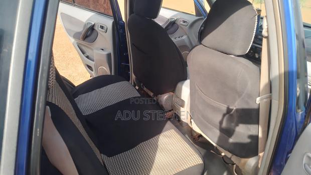 Toyota RAV4 Automatic 2003 Blue