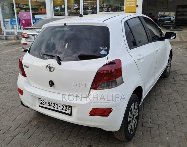 Toyota Vitz 1.5 FWD 3dr 2009 White