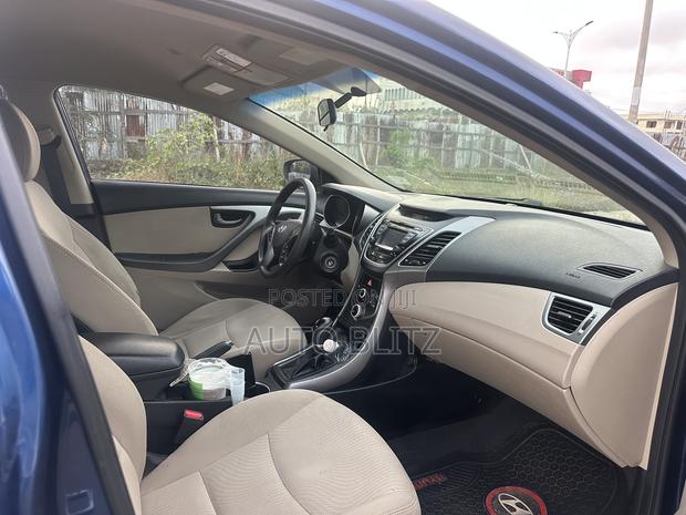Hyundai Elantra 2015 Blue