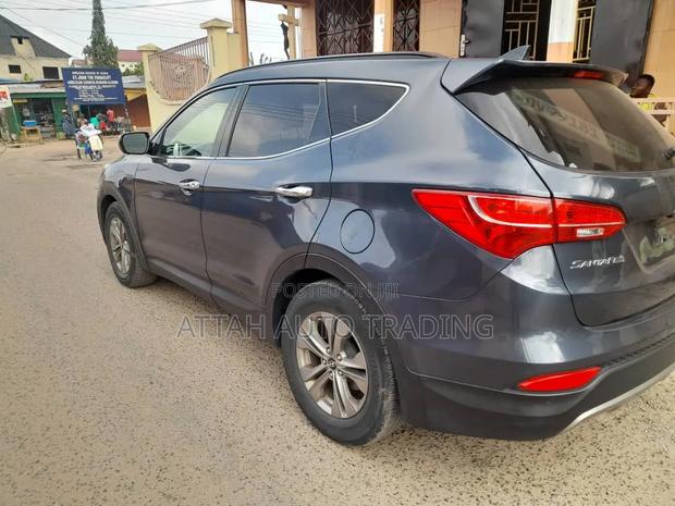 Hyundai Santa Fe 2014 Black