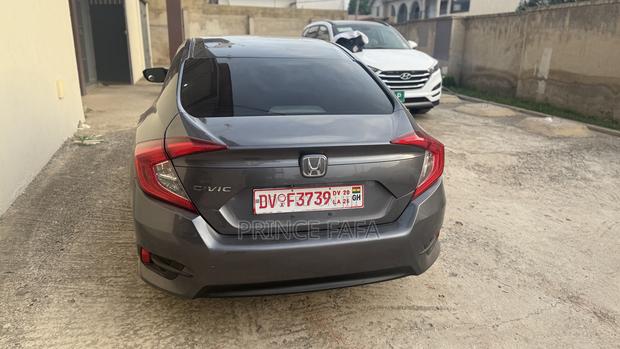 Honda Civic EX 4dr Sedan (2.0L 4cyl) 2017 Gray