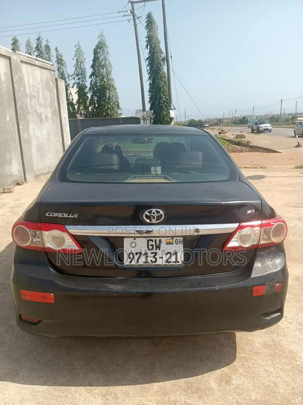 Toyota Corolla S 5-Speed 2013 Black
