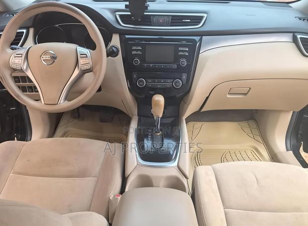 Nissan Rogue 2016 Black